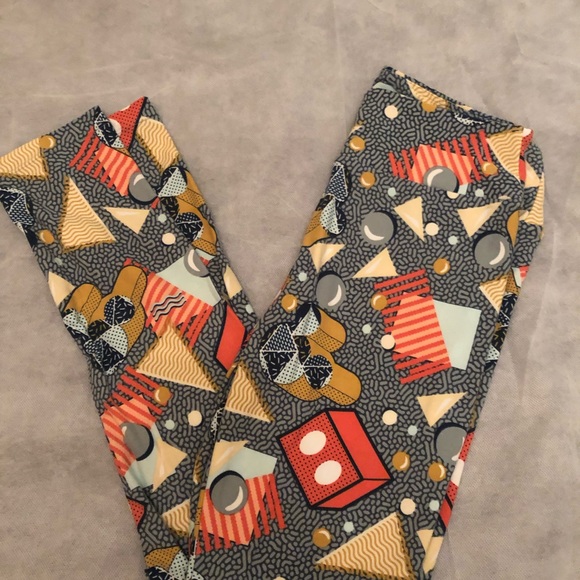 LuLaRoe Disney Leggings One Size (Adult 2-10) - Picture 2 of 4